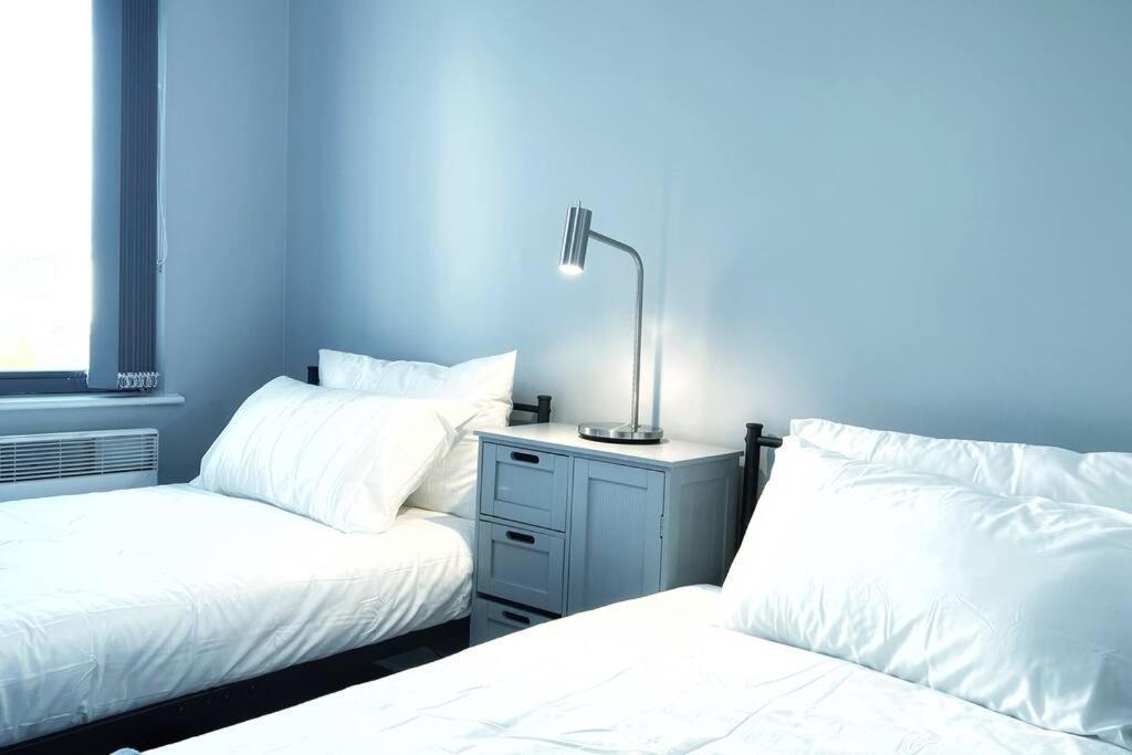 Ferienwohnung New Luxurious And Business Apt Swansea Exterior foto